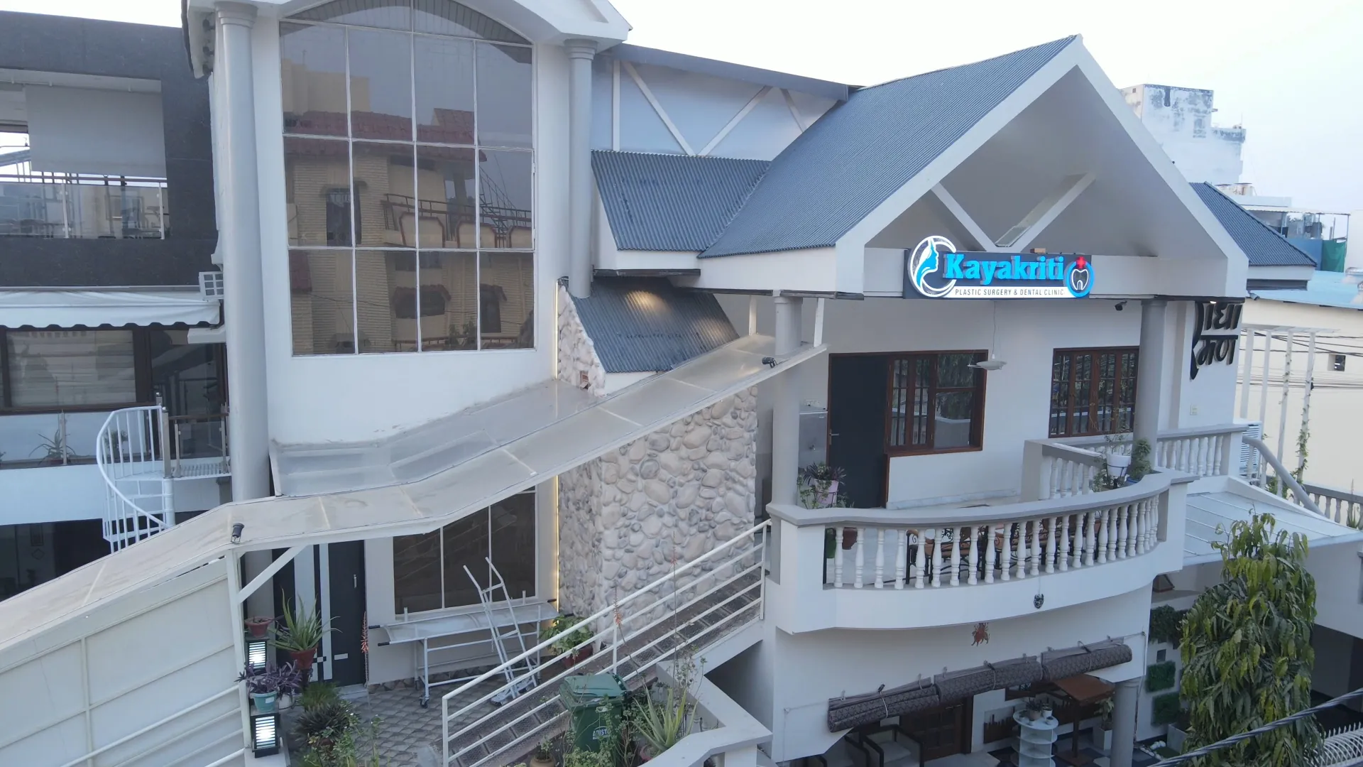 Kayakriti clinic — view 2